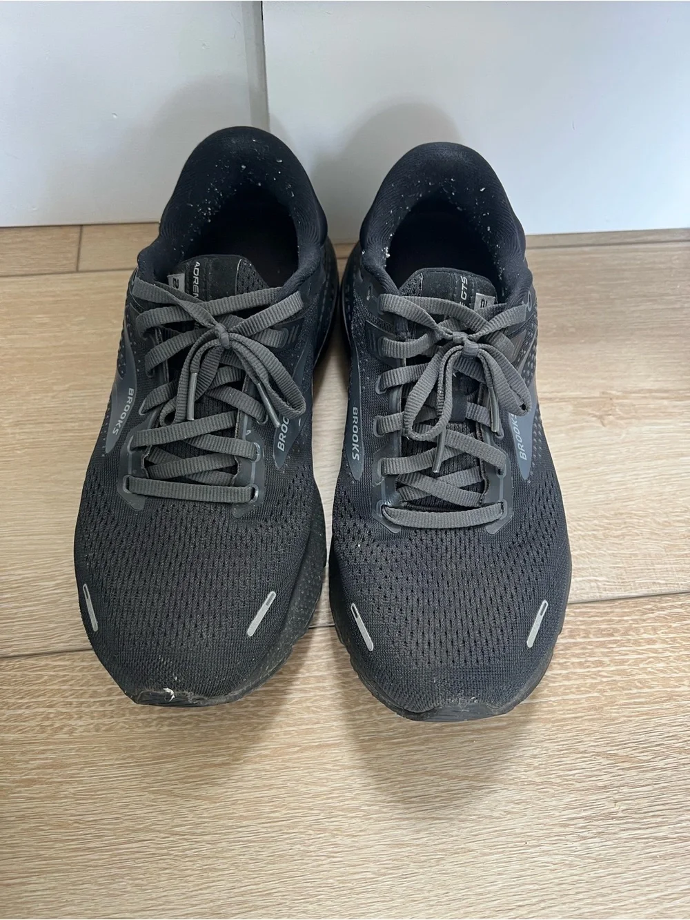 Brooks Black Women’s Running Shoes - Adrenaline GTS 22 size 9 wide